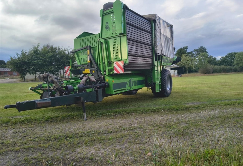 AVR SPIRIT 9200 - Potato harvester: picture 2 AVR SPIRIT 9200 - Potato harvester: picture 2