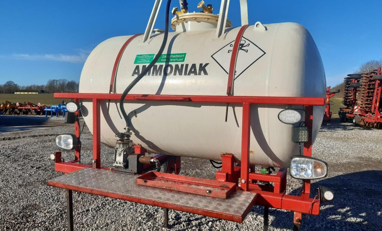 Agrodan Ammoniaktank 1200 kg - Fertilizing equipment, Storage tank: picture 2 Agrodan Ammoniaktank 1200 kg - Fertilizing equipment, Storage tank: picture 2