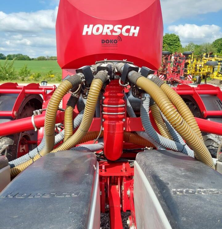 Precision sowing machine Horsch Maestro 12 CC: picture 7