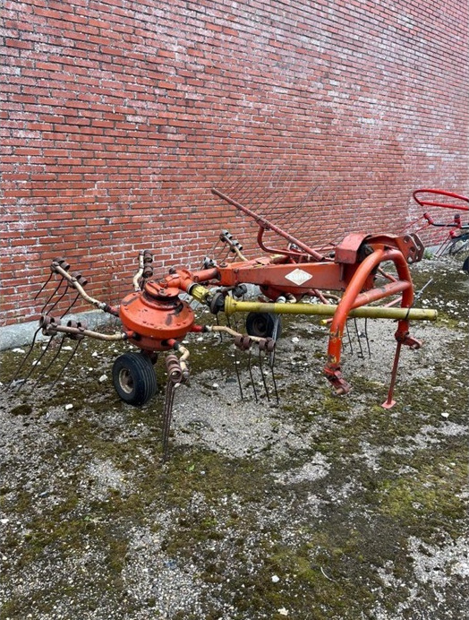 Kuhn GSR 25 N - Tedder/ Rake: picture 2 Kuhn GSR 25 N - Tedder/ Rake: picture 2