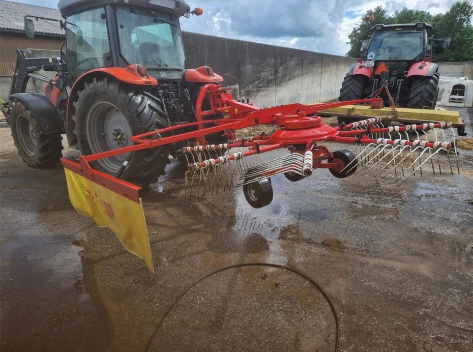 SIP 350 T rive - Tedder/ Rake: picture 1 SIP 350 T rive - Tedder/ Rake: picture 1