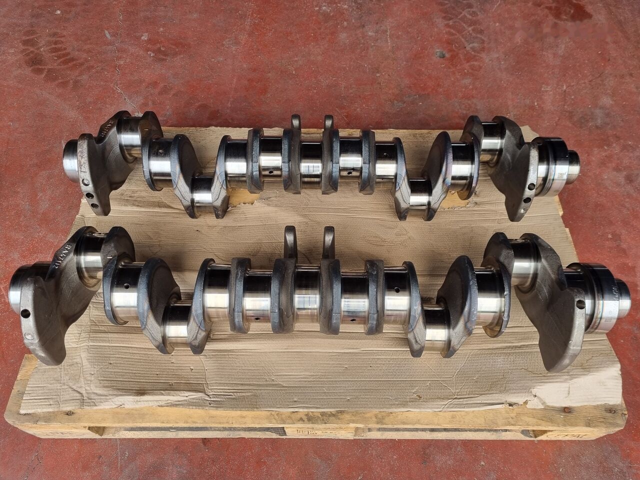 Mercedes-Benz ACTROS MP4 EURO6 Mercedes-Benz ACTROS MP4 EURO 6 - Crankshaft for Truck: picture 3 Mercedes-Benz ACTROS MP4 EURO6 Mercedes-Benz ACTROS MP4 EURO 6 - Crankshaft for Truck: picture 3