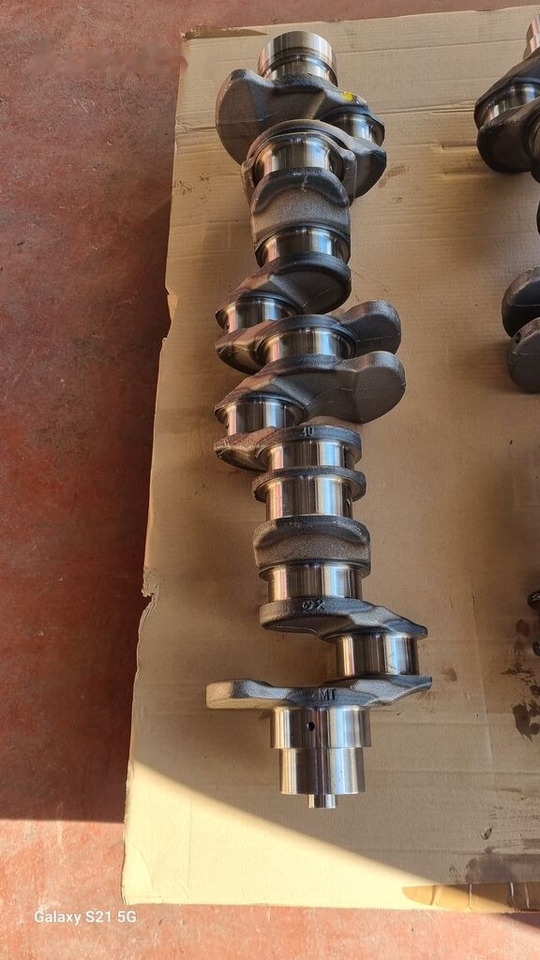 Mercedes-Benz ATEGO EURO 6 OM 936 LA 2026100194 Mercedes-Benz ATEGO EURO 6 - Crankshaft for Truck: picture 3 Mercedes-Benz ATEGO EURO 6 OM 936 LA 2026100194 Mercedes-Benz ATEGO EURO 6 - Crankshaft for Truck: picture 3