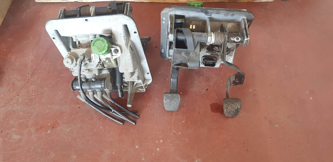 Brake valve for Truck WABCO ATEGO 2: picture 8