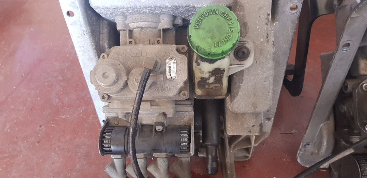 Brake valve for Truck WABCO ATEGO 2: picture 7