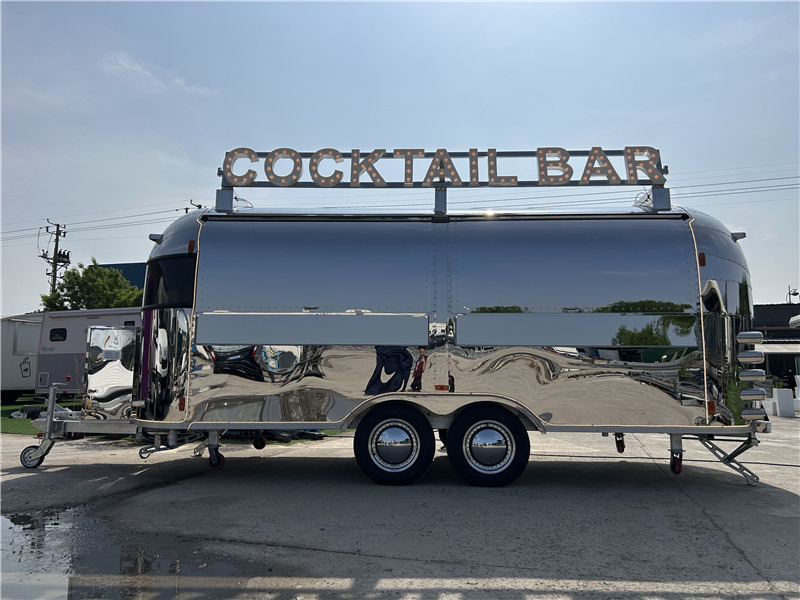 Cocktails Food Trailer Airstream Beer Food Truck - Vending trailer: picture 4 Cocktails Food Trailer Airstream Beer Food Truck - Vending trailer: picture 4