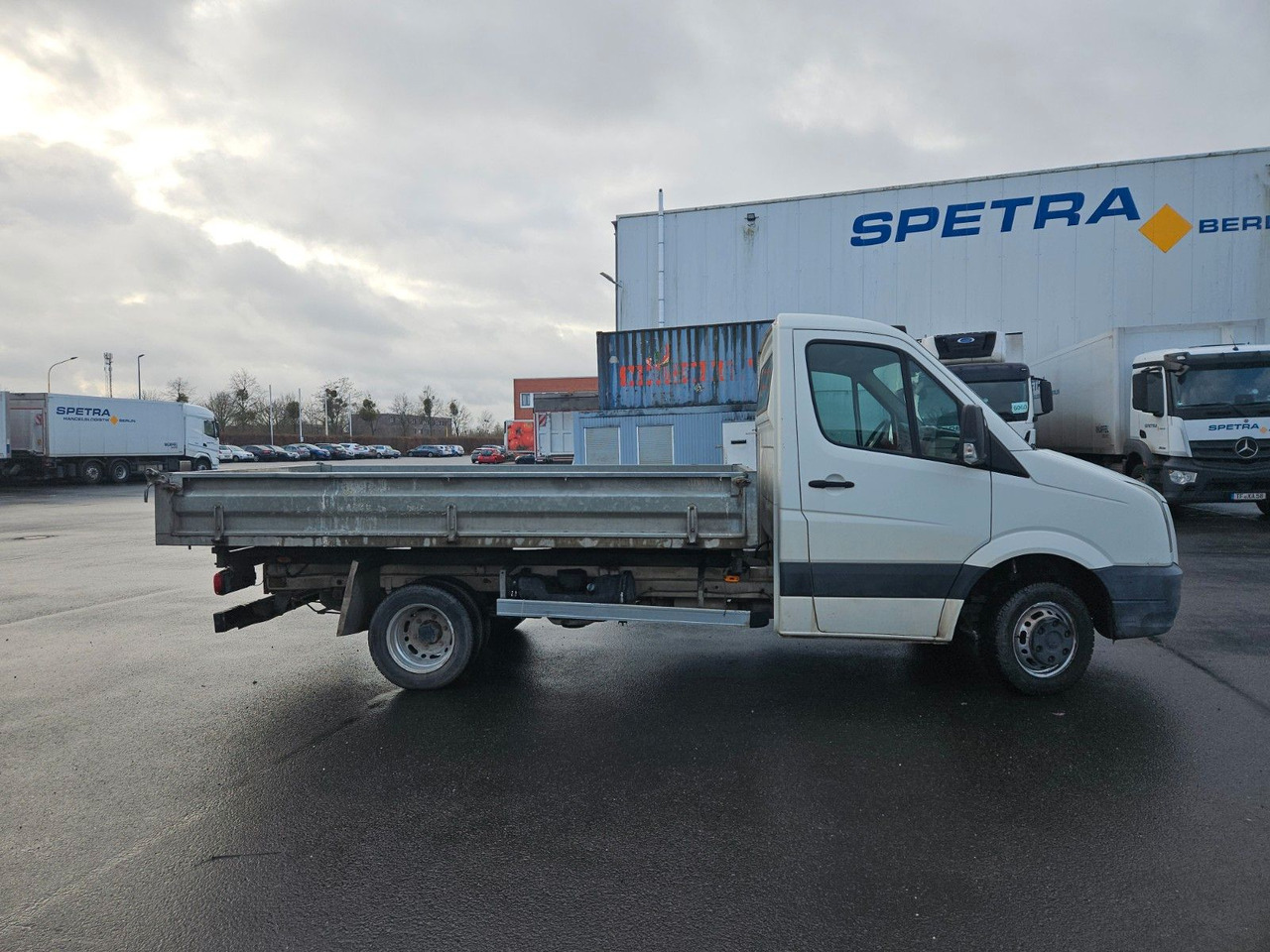 Volkswagen Crafter 50 - 2.5 TDI Dreiseitenkipper - Tipper van: picture 5 Volkswagen Crafter 50 - 2.5 TDI Dreiseitenkipper - Tipper van: picture 5