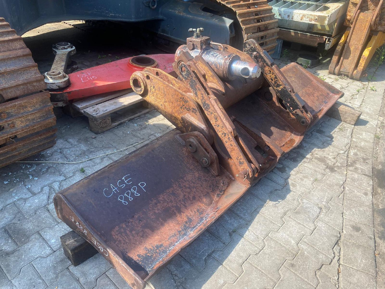 Case 888 P - Attachment for Wheel excavator: picture 4 Case 888 P - Attachment for Wheel excavator: picture 4