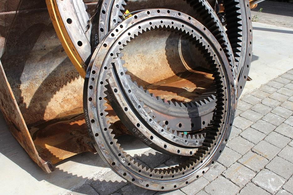 Hitachi ZX 140W - Slewing ring for Construction machinery: picture 1 Hitachi ZX 140W - Slewing ring for Construction machinery: picture 1