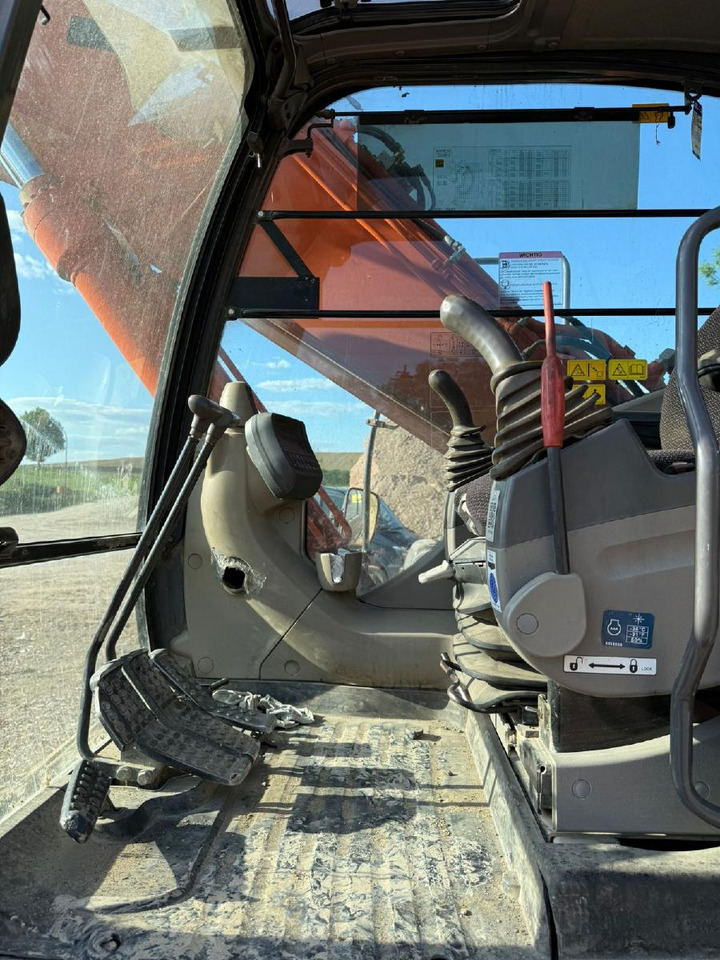 Crawler excavator Hitachi ZX 250 LCN -3: picture 8