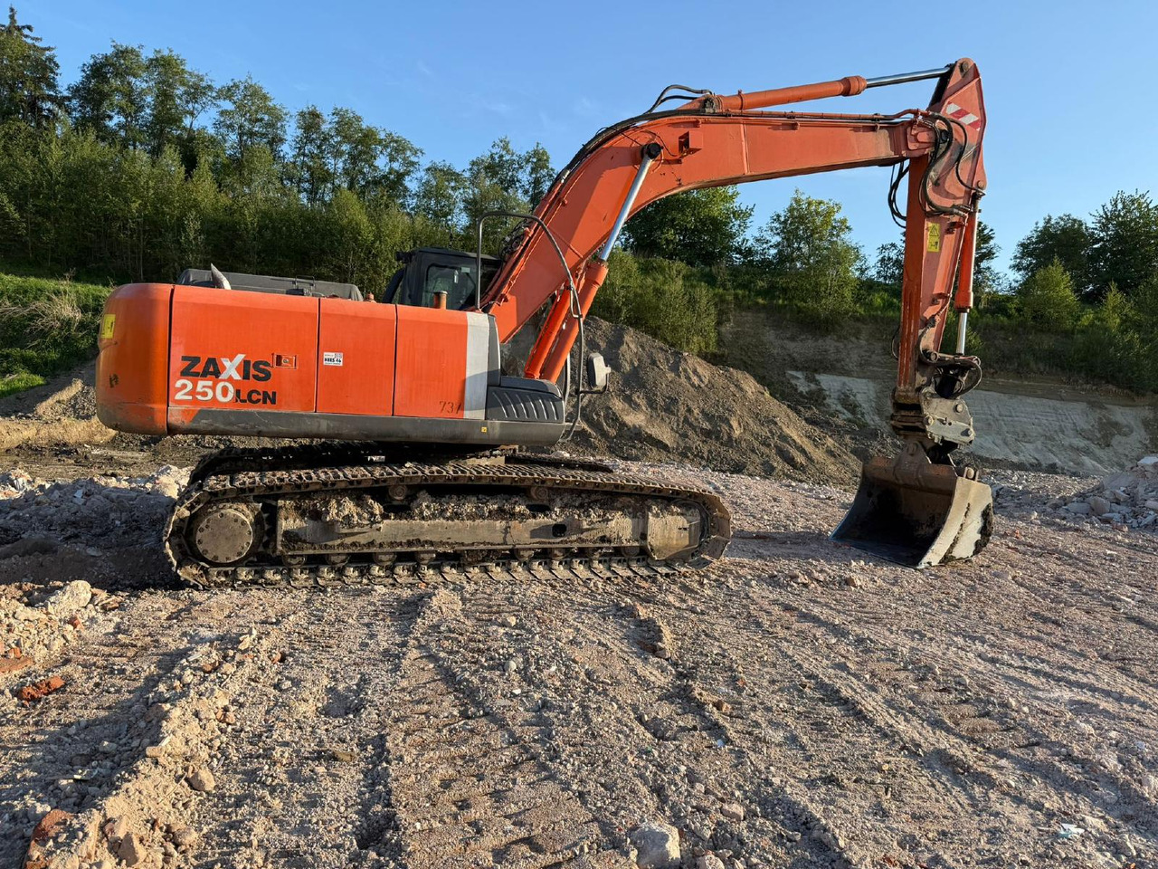 Crawler excavator Hitachi ZX 250 LCN -3: picture 7