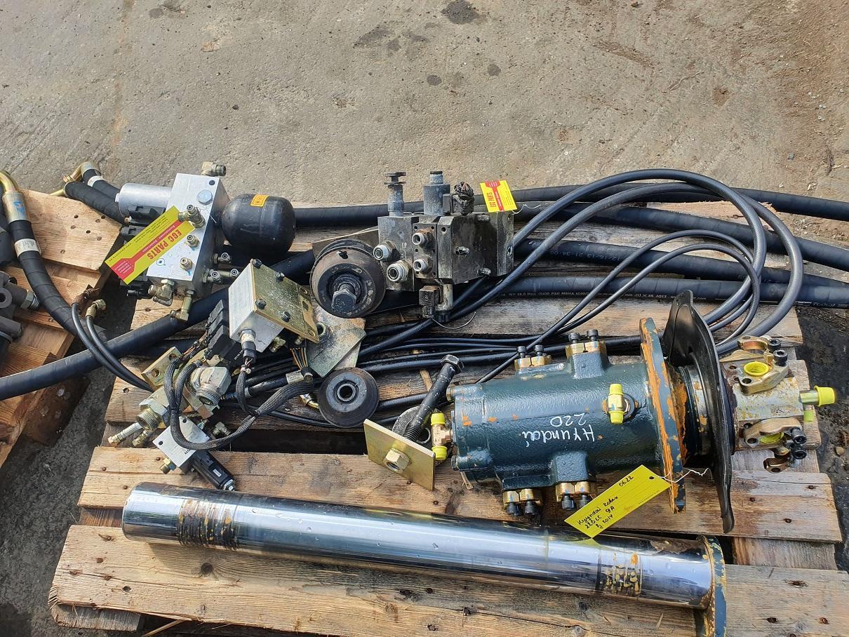Hydraulics for Construction machinery Hyundai Robex 220 LC 9A: picture 7 Hydraulics for Construction machinery Hyundai Robex 220 LC 9A: picture 7