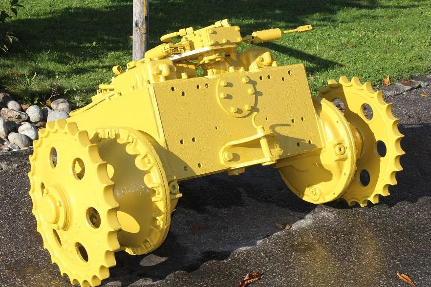 Komatsu D21 - Final drive for Construction machinery: picture 3 Komatsu D21 - Final drive for Construction machinery: picture 3