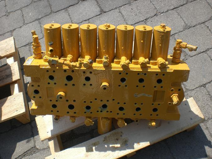 Liebherr A 902 Litronik - Hydraulic valve for Construction machinery: picture 3 Liebherr A 902 Litronik - Hydraulic valve for Construction machinery: picture 3