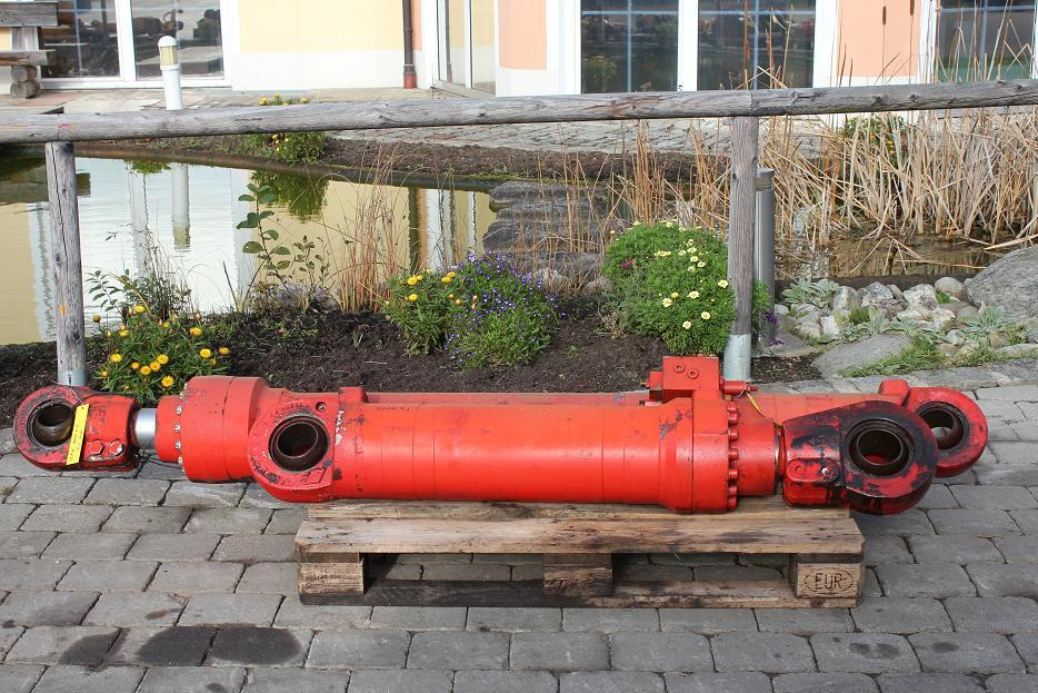 O&K MH 6.5 - Hydraulic cylinder for Construction machinery: picture 2 O&K MH 6.5 - Hydraulic cylinder for Construction machinery: picture 2