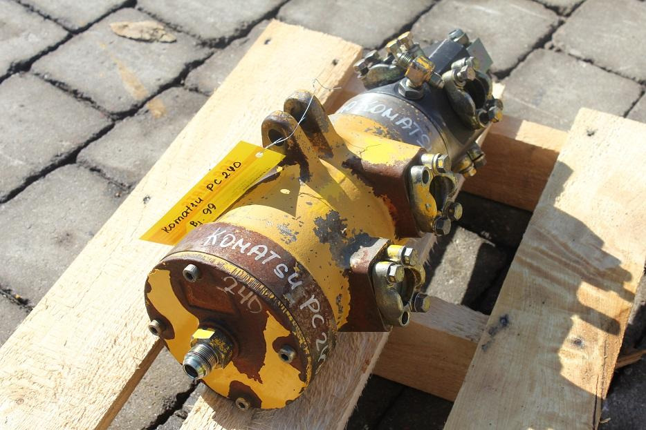 Komatsu PC 240 - Spare parts for Excavator: picture 3 Komatsu PC 240 - Spare parts for Excavator: picture 3