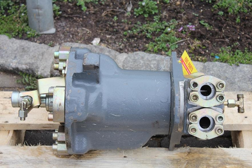 Liebherr-Linde R 914 - Spare parts for Excavator: picture 1 Liebherr-Linde R 914 - Spare parts for Excavator: picture 1
