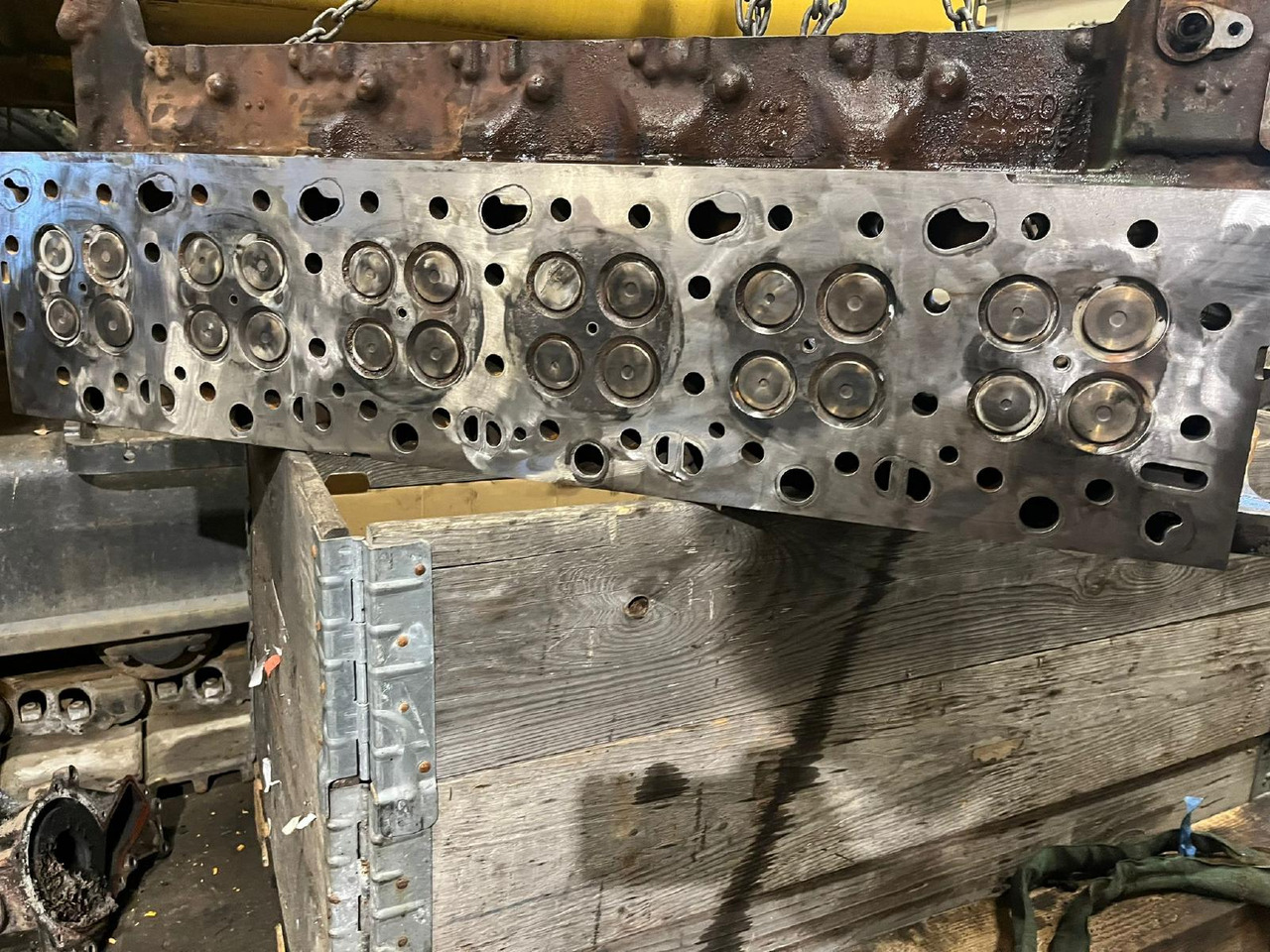 Volvo D 13 J aus L 220 - Cylinder block for Truck: picture 3 Volvo D 13 J aus L 220 - Cylinder block for Truck: picture 3