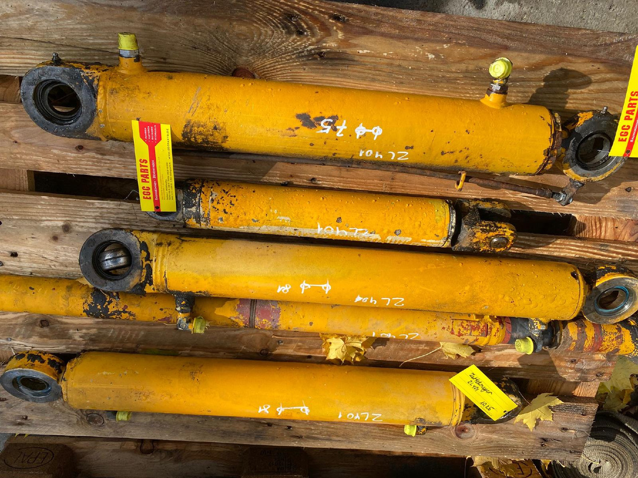 Zettelmeyer ZL401, ZL601B - Hydraulic cylinder for Construction machinery: picture 2 Zettelmeyer ZL401, ZL601B - Hydraulic cylinder for Construction machinery: picture 2