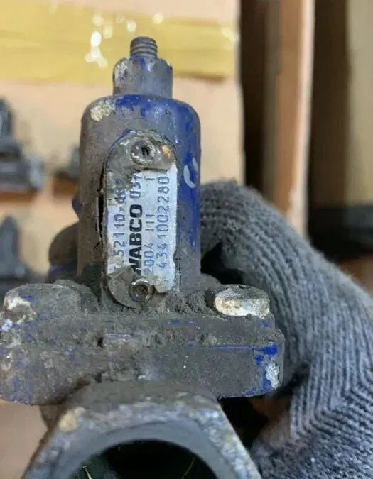 MAN TGA 4341002280 MAN truck - Brake valve for Truck: picture 5 MAN TGA 4341002280 MAN truck - Brake valve for Truck: picture 5