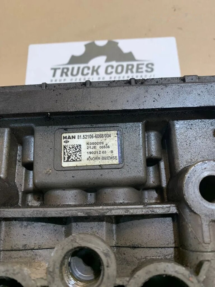 Modulator Podwójny EBS K050209 E6 KNORR BREMSE MAN TGX, TGL, TGM K050209 - Brake valve for Truck: picture 2 Modulator Podwójny EBS K050209 E6 KNORR BREMSE MAN TGX, TGL, TGM K050209 - Brake valve for Truck: picture 2