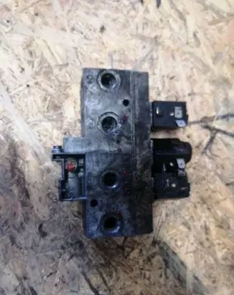 ZAWÓR OTWIERANIA DRZWI 3 CEWKI WABCO DO AUTOBUSÓW MERCEDES MAN D 472600022 - Brake valve for Truck: picture 3 ZAWÓR OTWIERANIA DRZWI 3 CEWKI WABCO DO AUTOBUSÓW MERCEDES MAN D 472600022 - Brake valve for Truck: picture 3