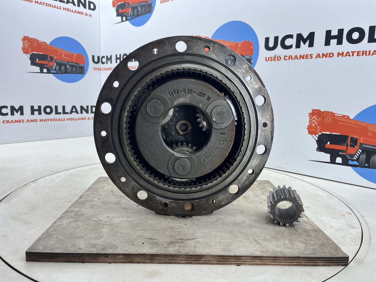 FAUN ATF 30 planetary gear 17-24-67-32-3pl-H87 - Final drive for Mobile crane: picture 5 FAUN ATF 30 planetary gear 17-24-67-32-3pl-H87 - Final drive for Mobile crane: picture 5