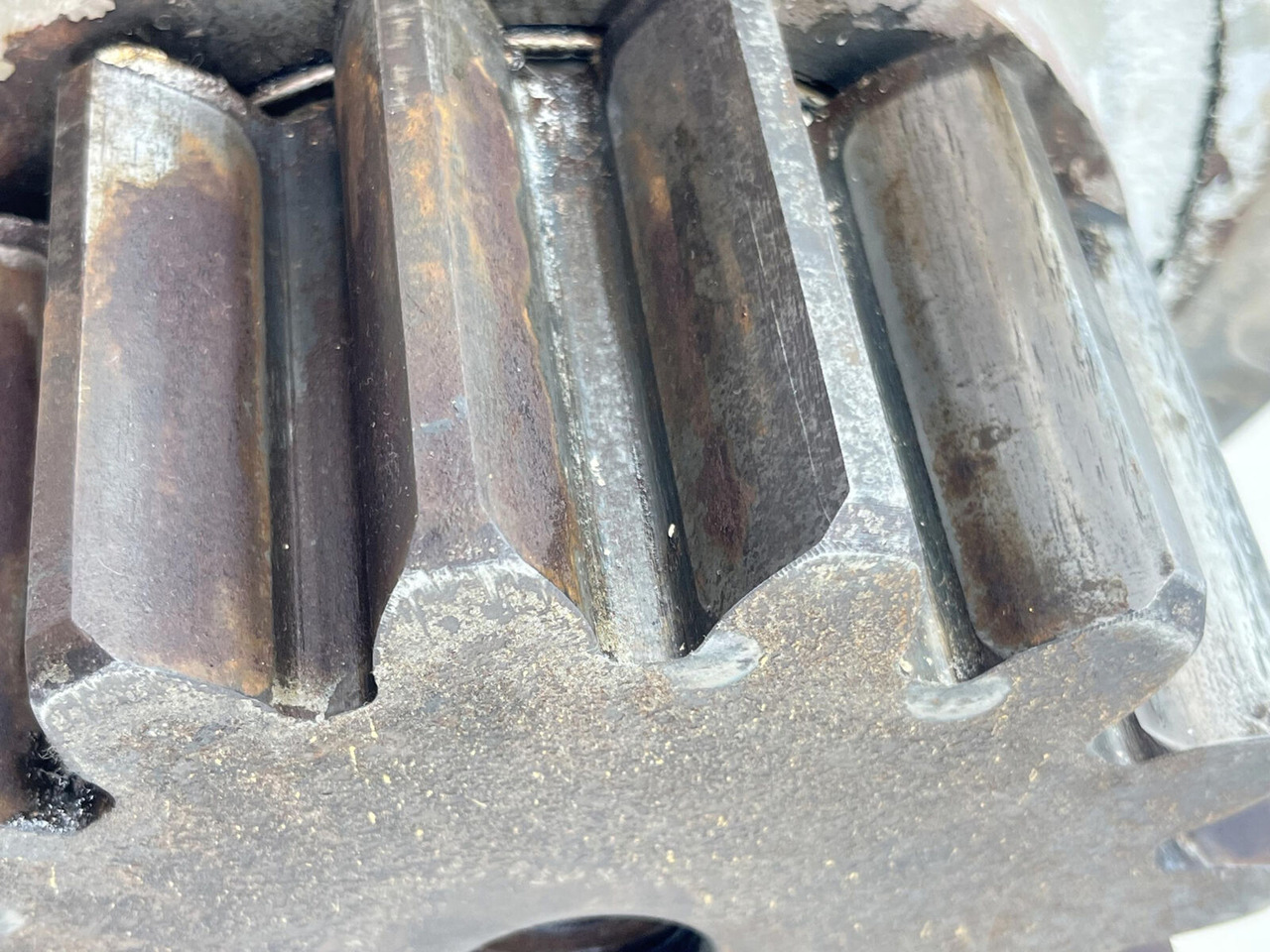 Swing motor for Mobile crane FAUN ATF 50-3 slewing gear: picture 8 Swing motor for Mobile crane FAUN ATF 50-3 slewing gear: picture 8