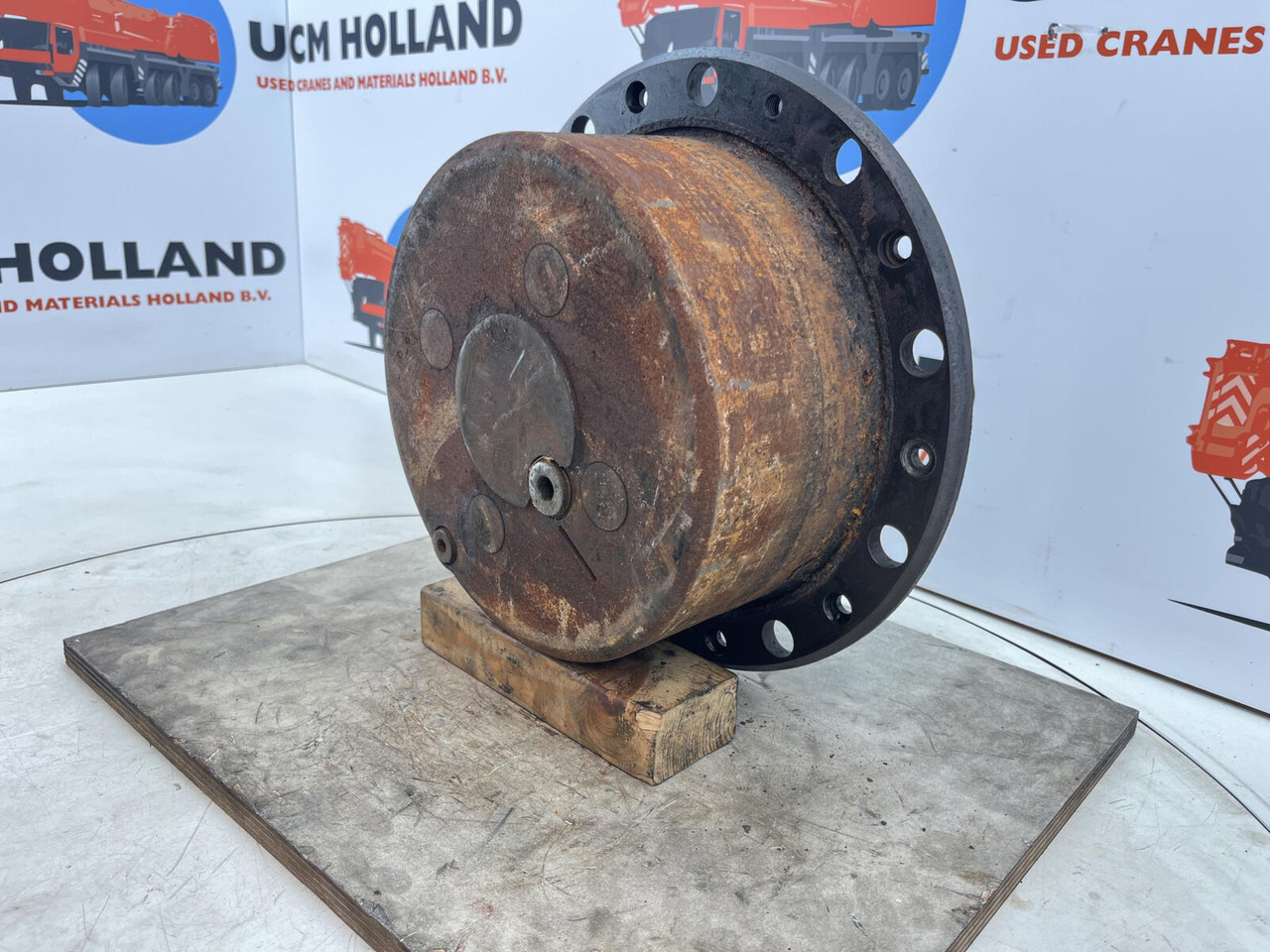 FAUN RTF 30-2 planetary gear 22-25-74-38-4pl-H137-46 - Final drive for Mobile crane: picture 2 FAUN RTF 30-2 planetary gear 22-25-74-38-4pl-H137-46 - Final drive for Mobile crane: picture 2