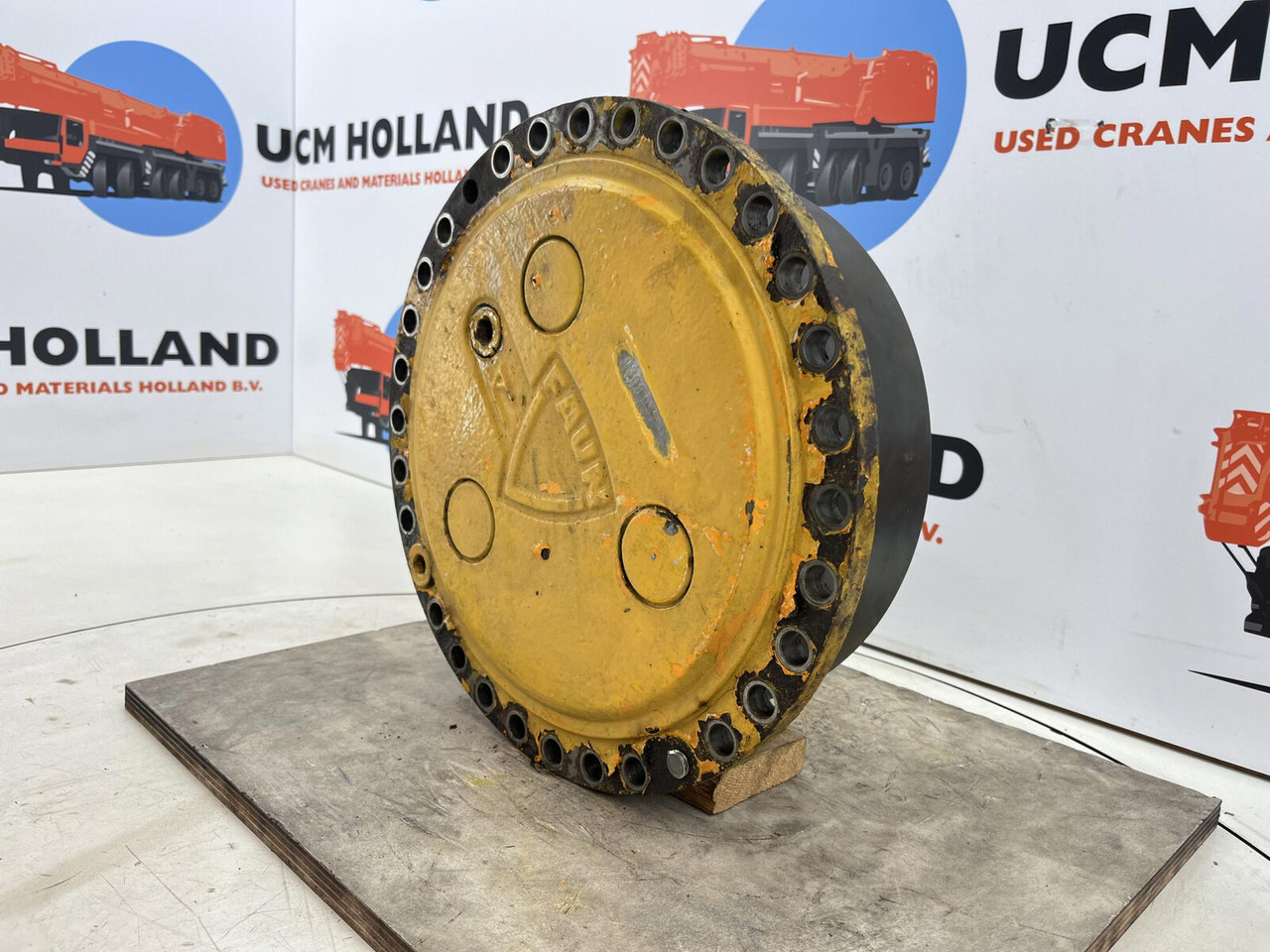 FAUN RTF 30 Planetary gear 15-23-63-36-3pl-H25-24 - Final drive for Crane: picture 2 FAUN RTF 30 Planetary gear 15-23-63-36-3pl-H25-24 - Final drive for Crane: picture 2