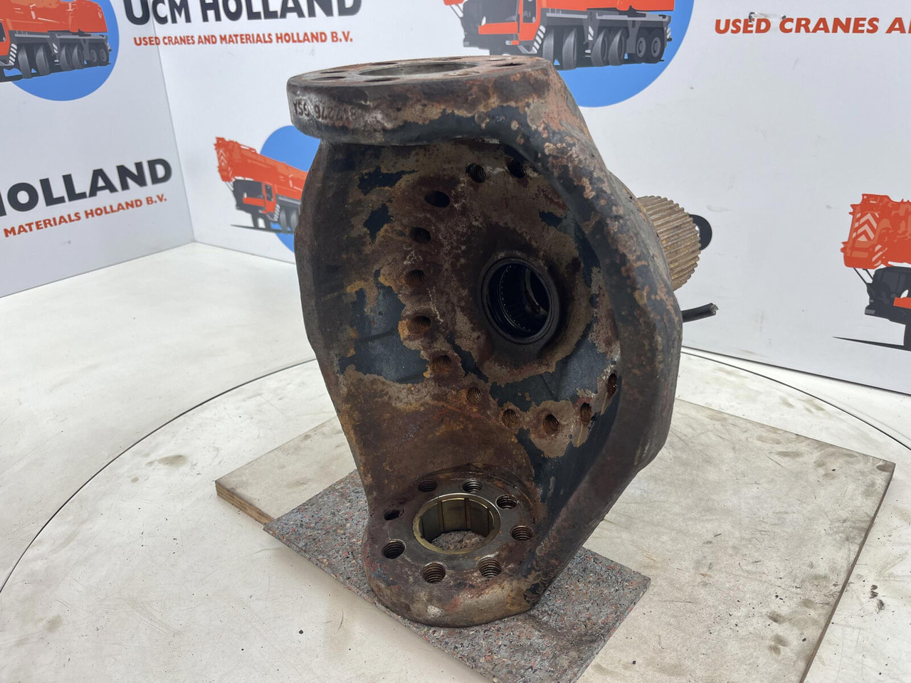 Steering knuckle for Crane FAUN RTF 40 Steering knuckle 16 holes axle 3: picture 6