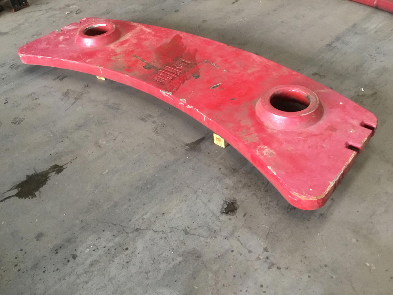Grove GMK 3055 counterweight 1,0 Ton - Counterweight for Mobile crane: picture 3 Grove GMK 3055 counterweight 1,0 Ton - Counterweight for Mobile crane: picture 3