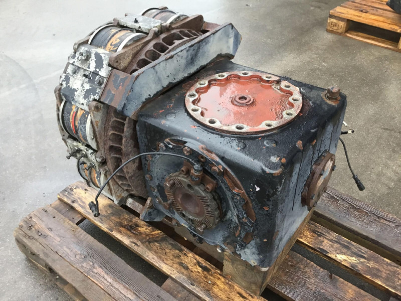 Grove Kessler Grove GMK 5100 diff box axle 5 - Gearbox for Crane: picture 3 Grove Kessler Grove GMK 5100 diff box axle 5 - Gearbox for Crane: picture 3