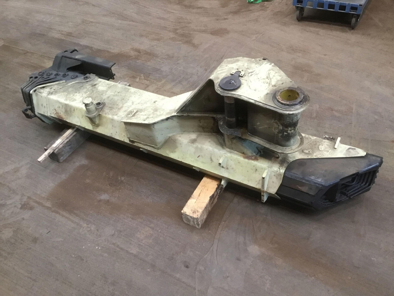 Kennis HYVA R50-O roller - Boom for Mobile crane: picture 1 Kennis HYVA R50-O roller - Boom for Mobile crane: picture 1