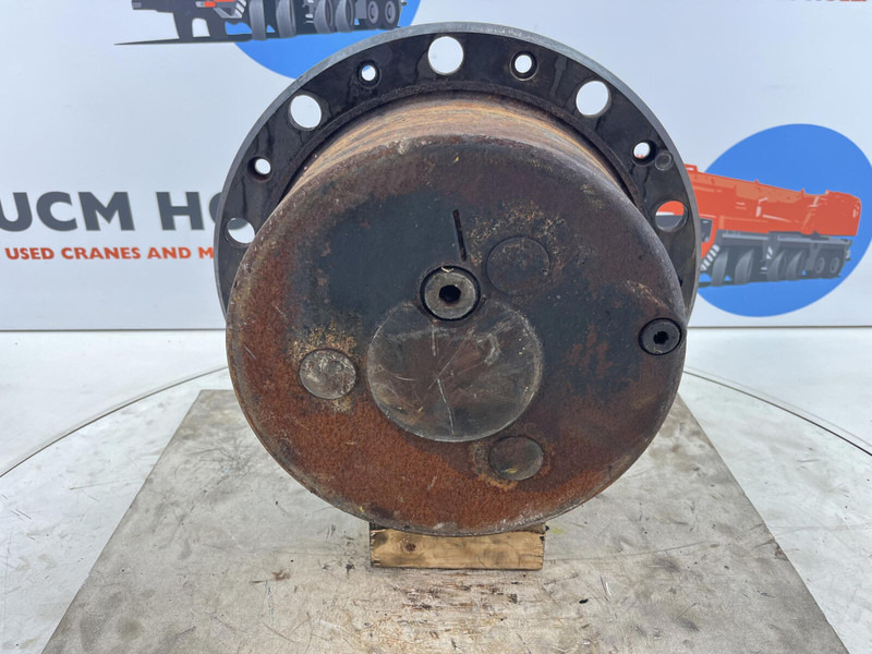 Liebherr LTM 1080 planetary gear 22-25-74-40-3pl-H135-46 - Suspension for Crane: picture 1 Liebherr LTM 1080 planetary gear 22-25-74-40-3pl-H135-46 - Suspension for Crane: picture 1