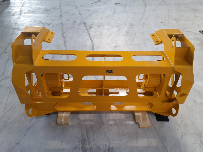 Liebherr LTM 1750-9.1 Luffing cylinder lifting device front - Body and exterior for Crane: picture 1 Liebherr LTM 1750-9.1 Luffing cylinder lifting device front - Body and exterior for Crane: picture 1