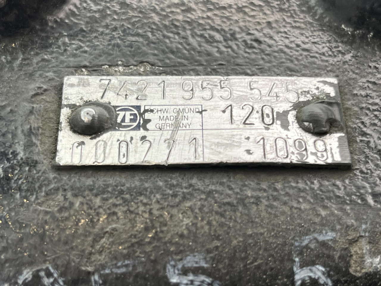 Steering gear for Mobile crane Steering box: picture 10 Steering gear for Mobile crane Steering box: picture 10