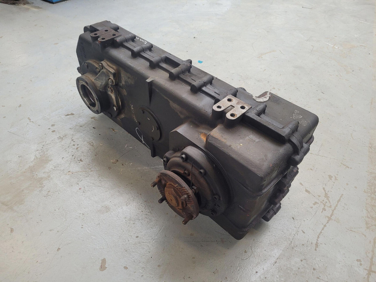 Terex AC 100 DISTRIBUTOR GEAR 1-STAGE - Transmission for Mobile crane: picture 2 Terex AC 100 DISTRIBUTOR GEAR 1-STAGE - Transmission for Mobile crane: picture 2