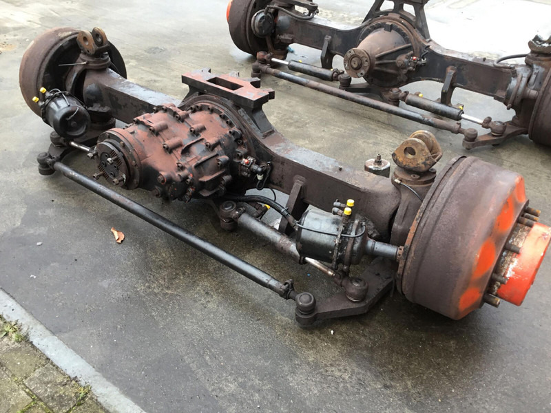 Terex AC 100 axle 4 - Axle and parts for Crane: picture 3 Terex AC 100 axle 4 - Axle and parts for Crane: picture 3
