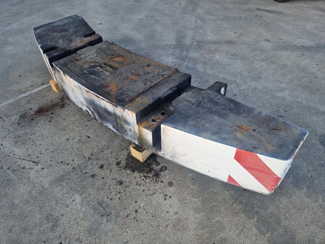 Terex AC 40 CITY counterweight 2.35T - Counterweight for Mobile crane: picture 1 Terex AC 40 CITY counterweight 2.35T - Counterweight for Mobile crane: picture 1