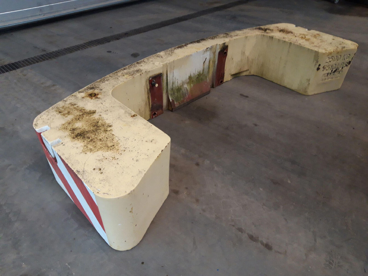 Terex Demag AC 35 counterweight 2,5 T - Counterweight for Mobile crane: picture 5 Terex Demag AC 35 counterweight 2,5 T - Counterweight for Mobile crane: picture 5