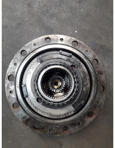 Terex Terex Demag AC 35 axle 2 planetary gear 22-25-74-40-4pl-H13,5 - Suspension for Crane: picture 1 Terex Terex Demag AC 35 axle 2 planetary gear 22-25-74-40-4pl-H13,5 - Suspension for Crane: picture 1