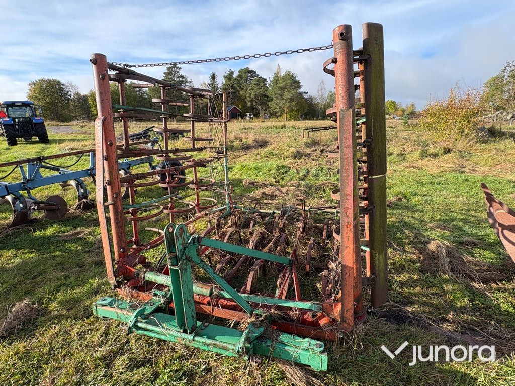 Kvaernland harv 550 - Harrow: picture 2 Kvaernland harv 550 - Harrow: picture 2