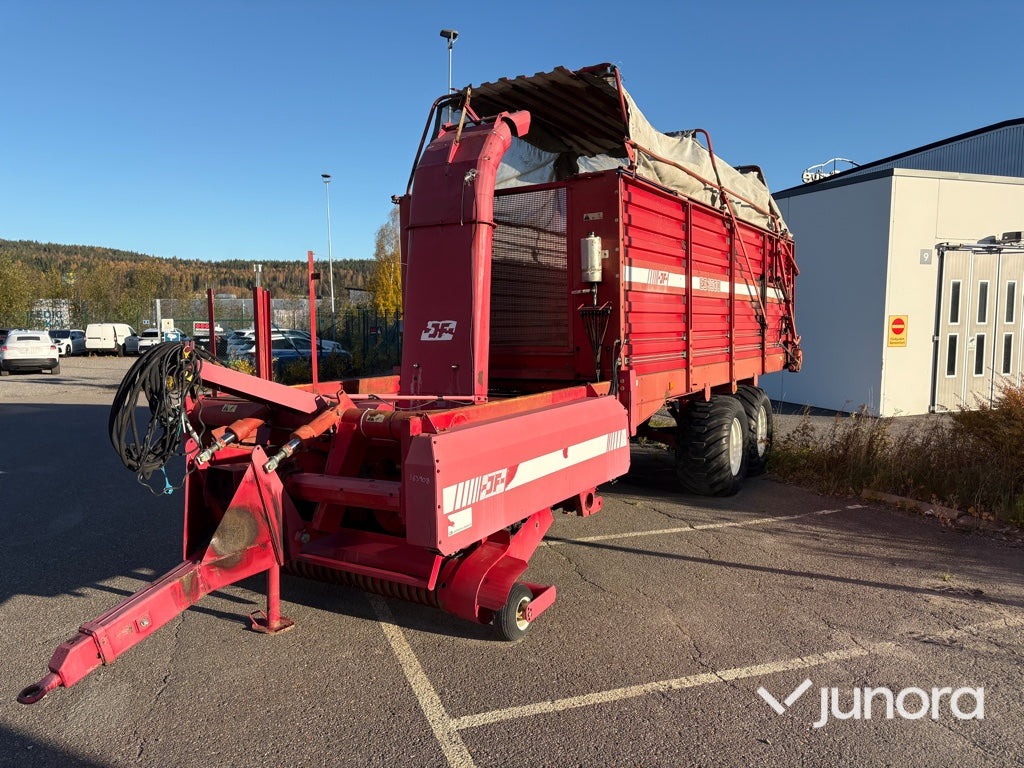 Självlastarvagn - JF ES 3500 - Self-loading wagon: picture 3 Självlastarvagn - JF ES 3500 - Self-loading wagon: picture 3