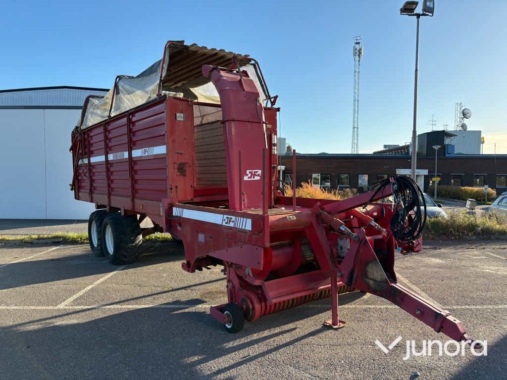 Självlastarvagn - JF ES 3500 - Self-loading wagon: picture 1 Självlastarvagn - JF ES 3500 - Self-loading wagon: picture 1