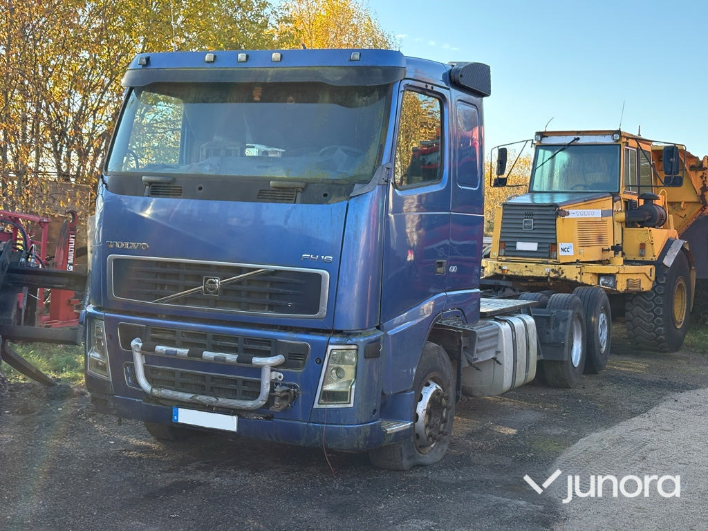 Lastbil - Volvo, FH16 6X2, Reservdelsbil - Tractor unit: picture 1 Lastbil - Volvo, FH16 6X2, Reservdelsbil - Tractor unit: picture 1
