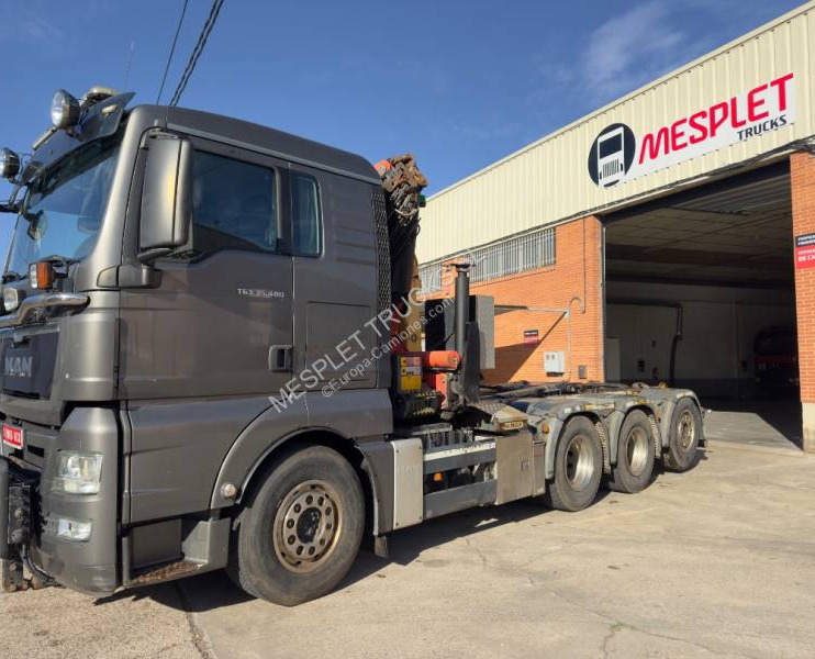 MAN TGX 35.480 - Hook lift truck: picture 1 MAN TGX 35.480 - Hook lift truck: picture 1