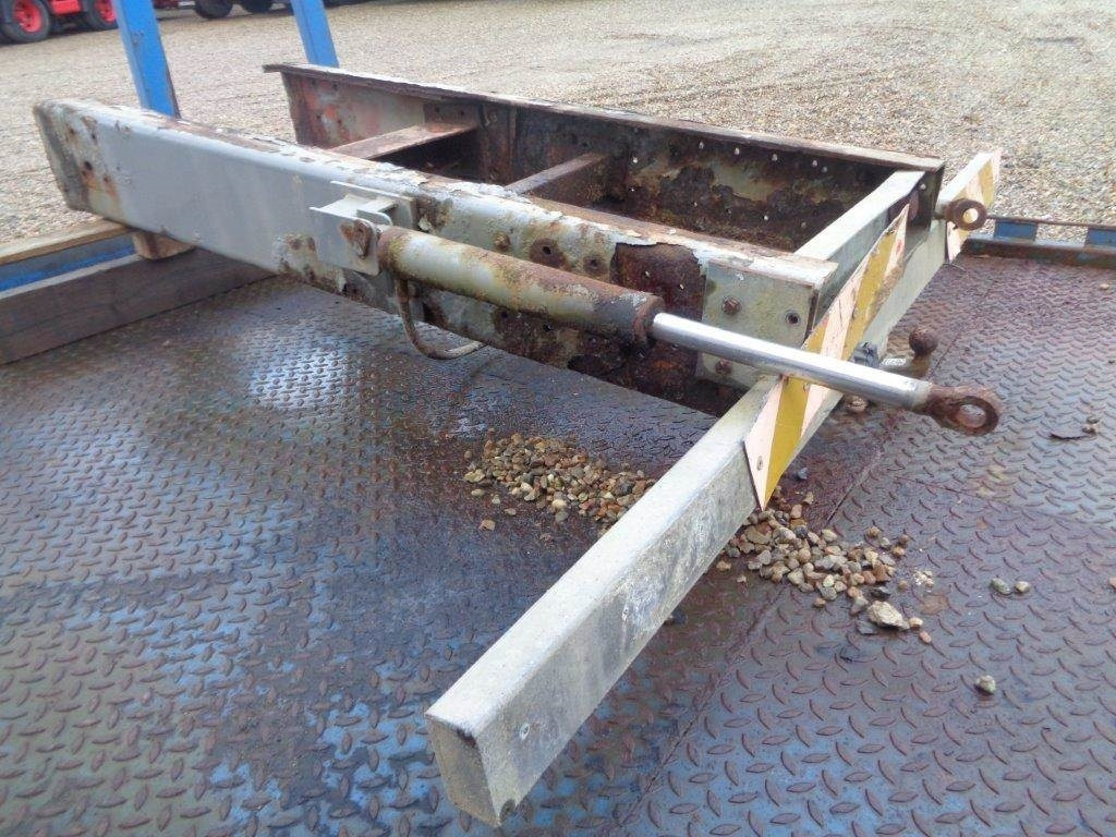 Flatbed body 9,5 - 7,5 mtr knæklad med dobbelt rampe: picture 12