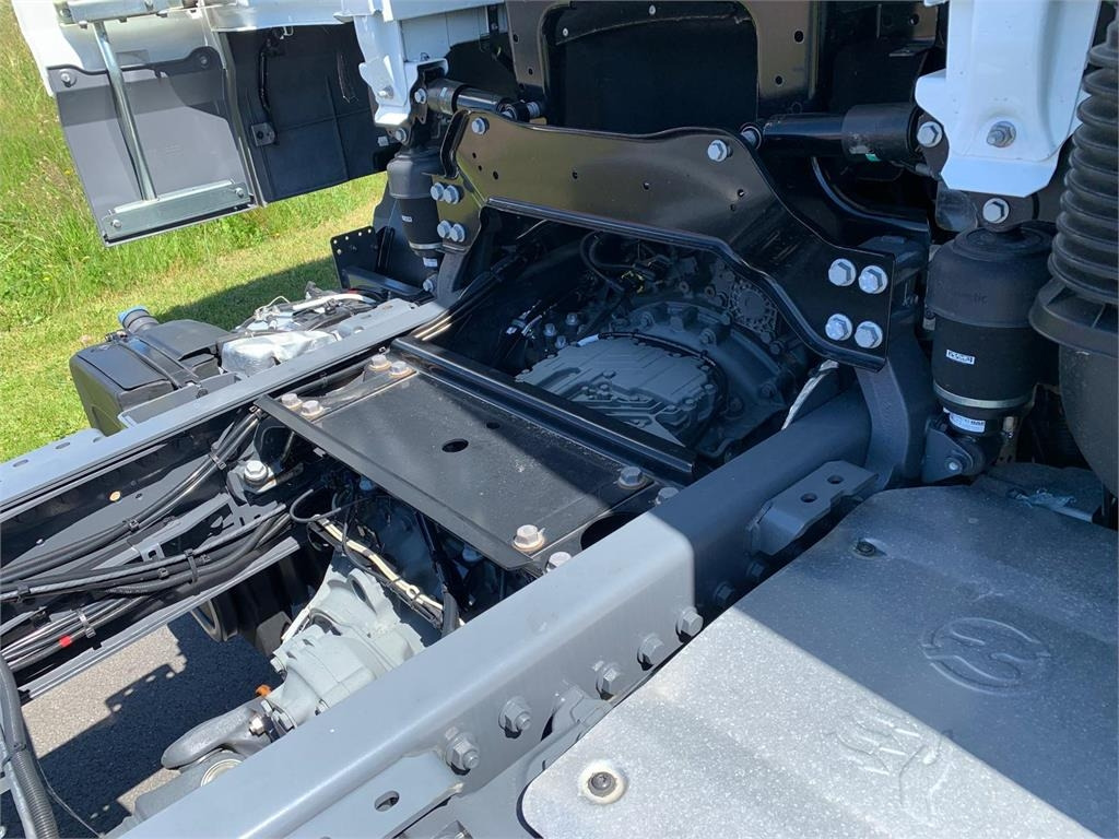 DAF XF 430 FAW 8x4*4 Tridem - Skip loader truck: picture 5 DAF XF 430 FAW 8x4*4 Tridem - Skip loader truck: picture 5