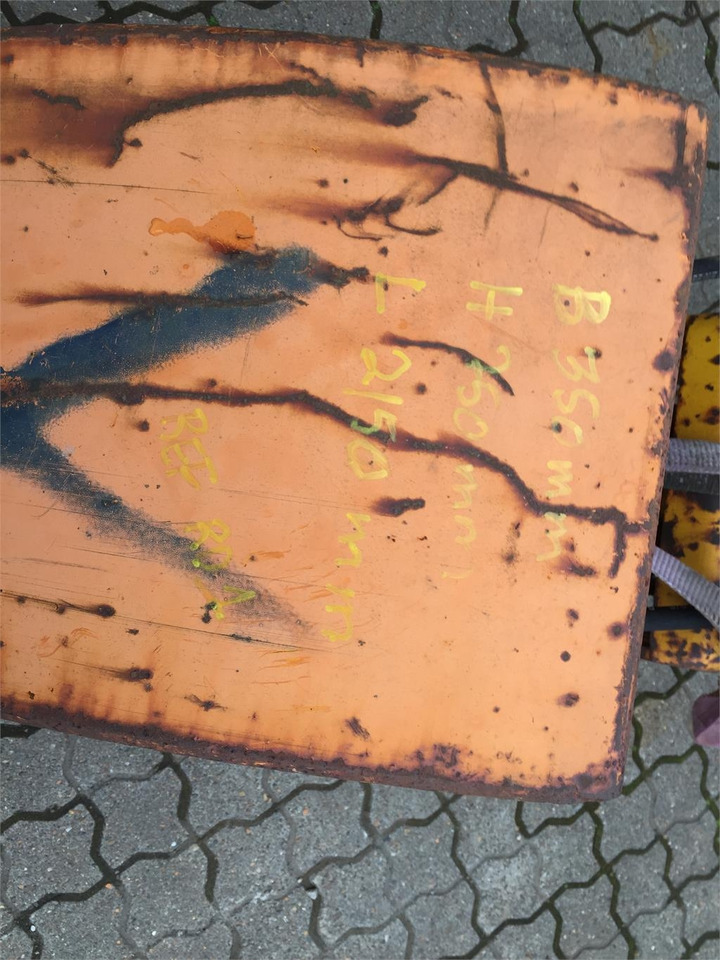 Hema ca 250 ltr lukket jordgrab - 350 mm bred - Clamshell bucket: picture 5 Hema ca 250 ltr lukket jordgrab - 350 mm bred - Clamshell bucket: picture 5